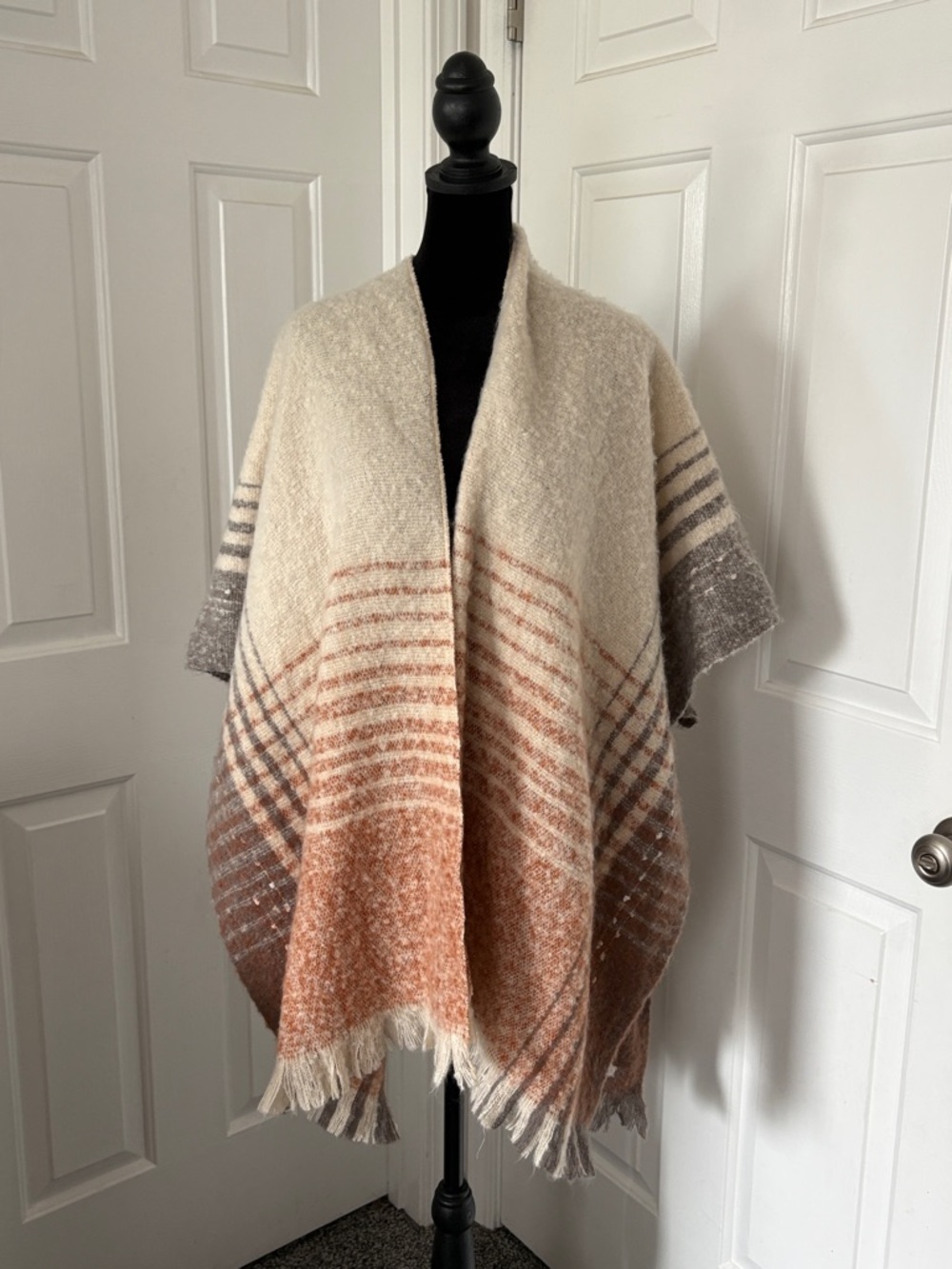 Nine West NWOT Cream, Rust & Brown Striped Shawl Poncho